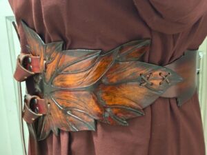 modular corset belt – custom fantasy leather waist cincher with interchangeable leaves